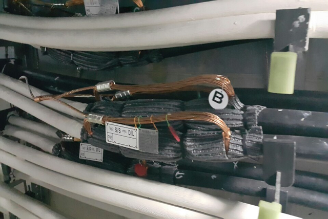 高压电缆防爆.png